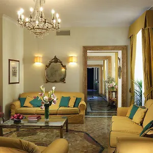 Hotel Fontanella Borghese, Roma
